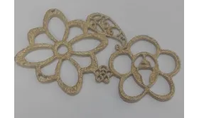 Conjunto 2 flores crochet 38.5*65 oro mate / Cuentas Metálicas de Latón / Zamak