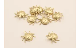 Colgante escarabajo pelotero 11*15*3mm Dorado Mate / Cuentas Metálicas de Latón / Zamak