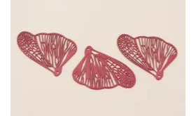 Cuenta Ala Mariposa 32*26 esmalte Frambuesa / Cuentas Metálicas de Latón / Zamak