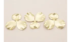 Cuenta Flor 3 Pétalos Oro Mate 40*35mm / Cuentas Metálicas de Latón / Zamak
