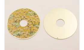 Disco Oro Mate 60mm Estampado Amarillento / Cuentas Metálicas de Latón / Zamak
