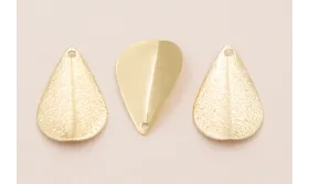 Péndulo doblado 20*12mm Oro y Oro satinado / Cuentas Metálicas de Latón / Zamak