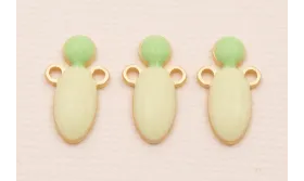 Colgante 15*8 Verde y Turquesa sobre Dorado Mate / Cuentas Metálicas de Latón / Zamak