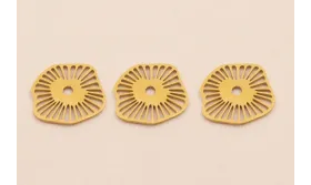Forma de Sol labrado S.Steel 316L  13*13mm Dorado / Cuentas Metálicas de Acero Inoxidable