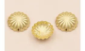 Colgante semicircular estriado 20mm Oro Mate / Cuentas Metálicas de Latón / Zamak