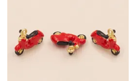 Colgante Vespa 15*10mm esmalte Rojo / Cuentas Metálicas de Latón / Zamak
