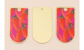 Pieza 50*25 Oro mate Pimientos sobre Fuxia / Cuentas Metálicas de Latón / Zamak
