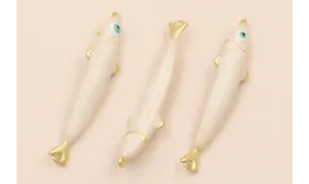 Entrepieza Pez esmaltado 32*5mm Beige / Cuentas Metálicas de Latón / Zamak