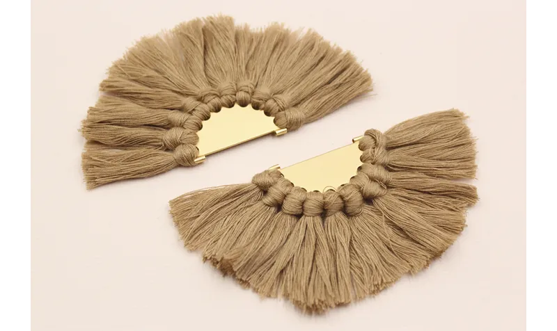 Semidisco de pompones 100*50mm  Dorado Marrón /Cuentas de  Tela 