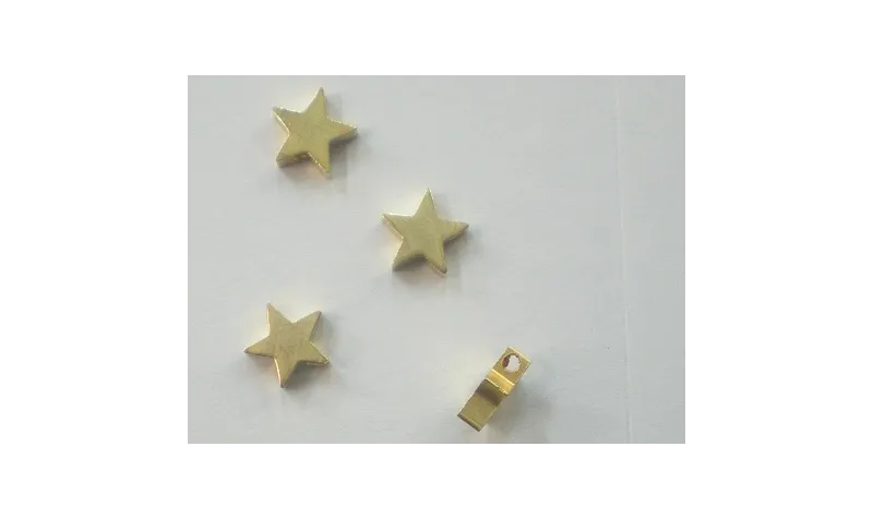Colgante Estrella Dorada 8mm diametro Oro / Cuentas Metálicas de Latón / Zamak