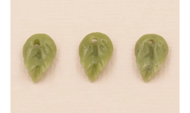 Hoja Resina Coral 10*7mm Verde /Cuentas de  Plástico / Resina 