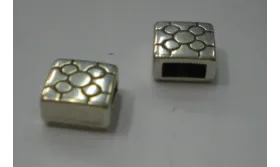 Pasante de 6mm Baldosa Bilbao / Cuentas Metálicas de Latón / Zamak