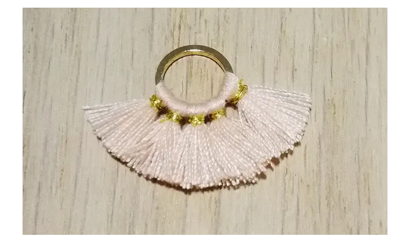 Aro 10mm Multipompón Rosa palo /Cuentas de  Tela 