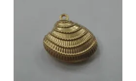 Colgante Almeja 18*15*6mm Dorada / Cuentas Metálicas de Latón / Zamak