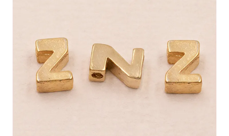 Letra Z 7*6*2 Oro / Cuentas Metálicas de Latón / Zamak