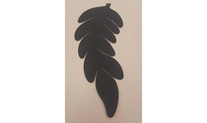 Hoja Roblre Lámina Latón 85*35 NEGRA / Cuentas Metálicas de Latón / Zamak