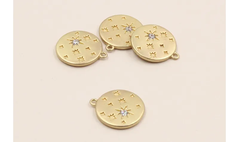 Disco de 12mm Dorado Mate con Sol y  Microbrillo / Cuentas Metálicas de Latón / Zamak