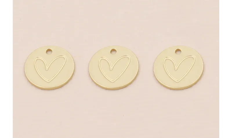 Chapa Dorado Mate 13mm Corazón / Cuentas Metálicas de Latón / Zamak