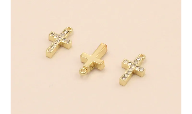 Stainless Steel: Cruz Acero 12*6mm con Brillos Oro / Cuentas Metálicas de Acero Inoxidable