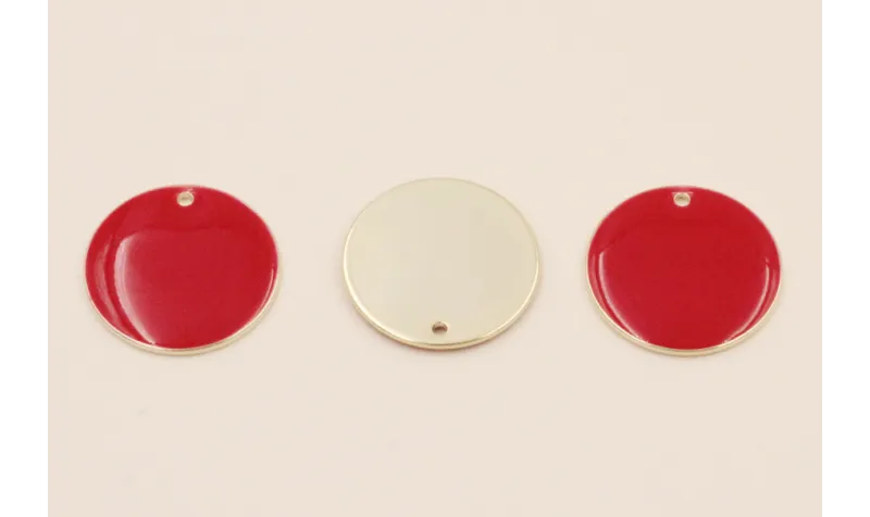 Disco de 20mm Dorado con esmalte Rojo