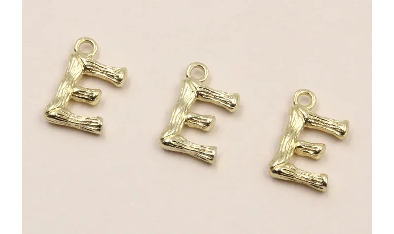 Colgante Letra E latón Dorado 15*10mm / Cuentas Metálicas de Latón / Zamak