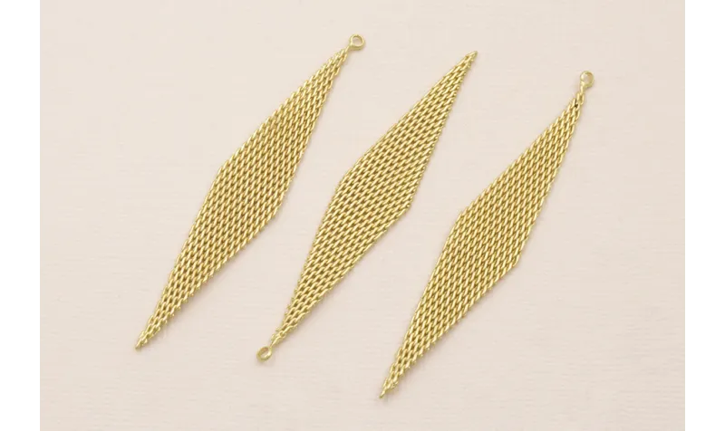 Pieza de Malla forma Rombo 70*15mm Dorado Mate