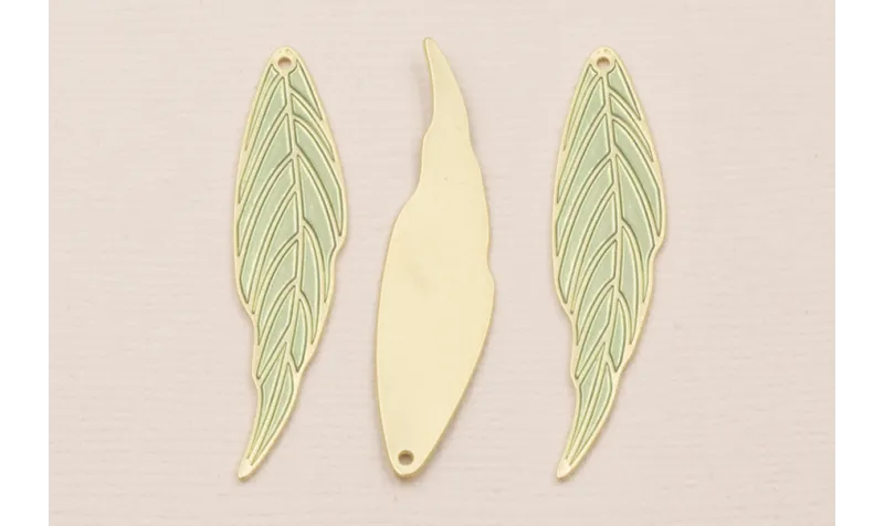 Pieza Hoja plana 42*12mm Dorado Plano y Verde