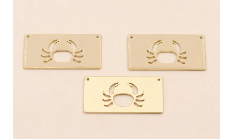 Rectangulo Calado Cangrejo 30*15mm  Beige / Cuentas Metálicas de Latón / Zamak