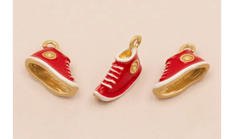 Colgante Playera 14*9mm Oro Mate y Rojo / Cuentas Metálicas de Latón / Zamak