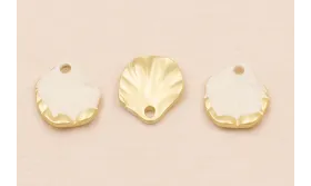 Concha estriada de 10mm Oro Mate y Blanco / Cuentas Metálicas de Latón / Zamak