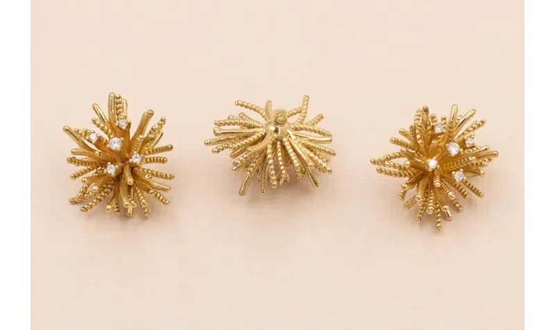 Colgante Flor 20*18mm Oro con Brillos / Cuentas Metálicas de Latón / Zamak