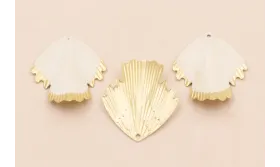 Colgante Hoja 30*25mm Oro Mate Blanco Mate / Cuentas Metálicas de Latón / Zamak