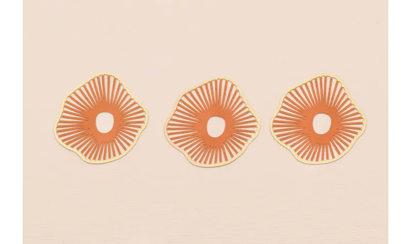 Colgante Forma Radiante 35mm Oro Mate y Rosa / Cuentas Metálicas de Latón / Zamak