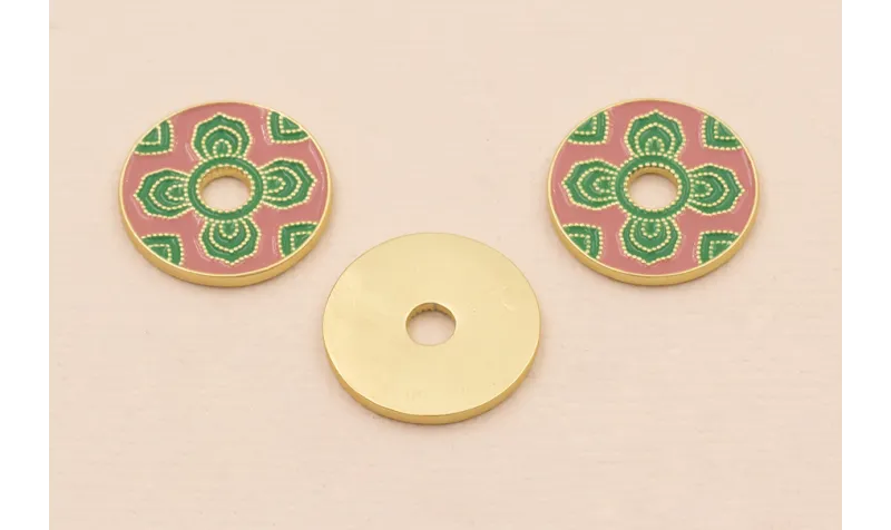 Colgante Disco 20*2mm Esmalte Rosa y verde / Cuentas Metálicas de Latón / Zamak