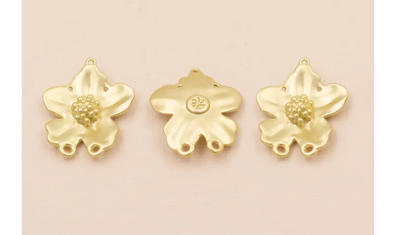 Colgante Flor 2 arandelas 22mm Oro Mate / Cuentas Metálicas de Latón / Zamak