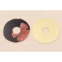 Disco 60mm  Oro Mate Flor Rosa Fondo Negro / Cuentas Metálicas de Latón / Zamak
