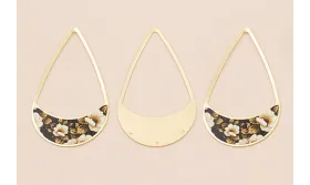 Colgante lágrima 58*37mm Rosas Blancas Fondo Negro / Cuentas Metálicas de Latón / Zamak