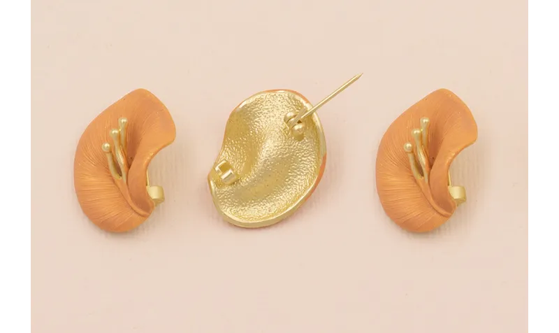 Broche Flor Rosa 27/20mm Oro Mate / Broches de Latón / Zamak