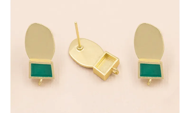 Pendiente cuadrado Verde con Chapa 18*7mm Oro Mate / Base Pendientes