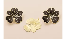 Pendiente Flor 45*40 2 pernos Oro Mate y Negro / Base Pendientes 