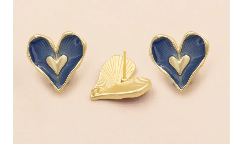 Perno Corazón Oro Mate 16*16mm esmalte Azul Marino / Base Pendientes 