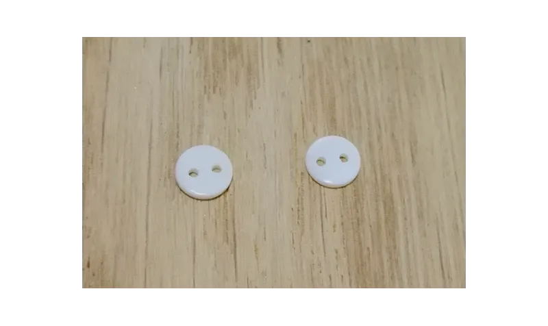Disco pequeño Nacar 6mm doble agujero /Cuentas de  Nacar