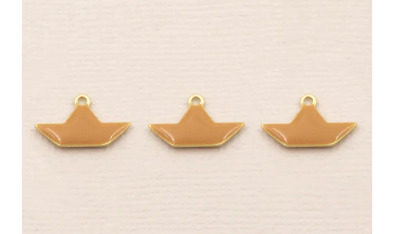 Colgante Barco 15*9mm Dorado Mate esmalte Mostaza / Cuentas Metálicas de Latón / Zamak