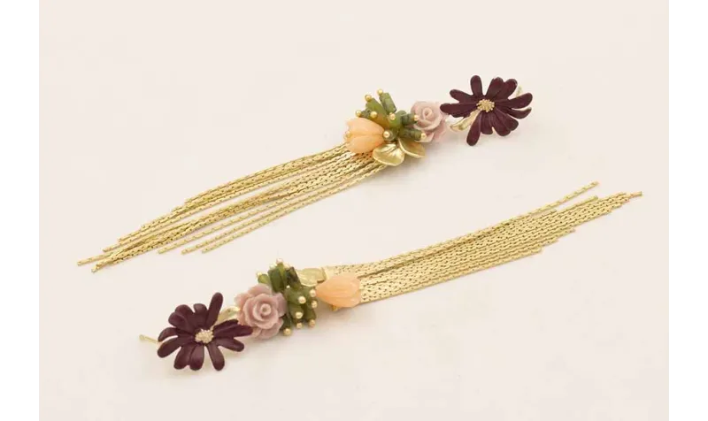 Pendientes perno de flor esmaltada granate mate, f