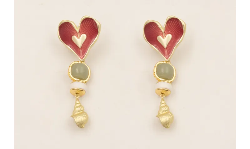Pendientes perno corazón granate, bolas pasantes d