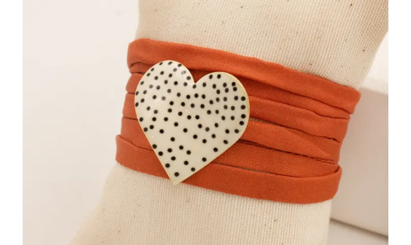Pulsera de muechas vueltas de seda plana color tej