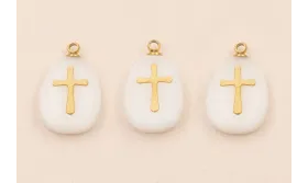 Cruz Acero Inox. Sobre pastilla de Resina 14*11 / Cuentas Metálicas de Acero Inoxidable