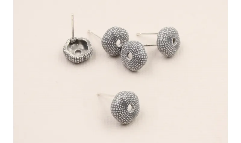Perno Caracol de Mar diam 10mm * 4mm esmalte gris / Base Pendientes 