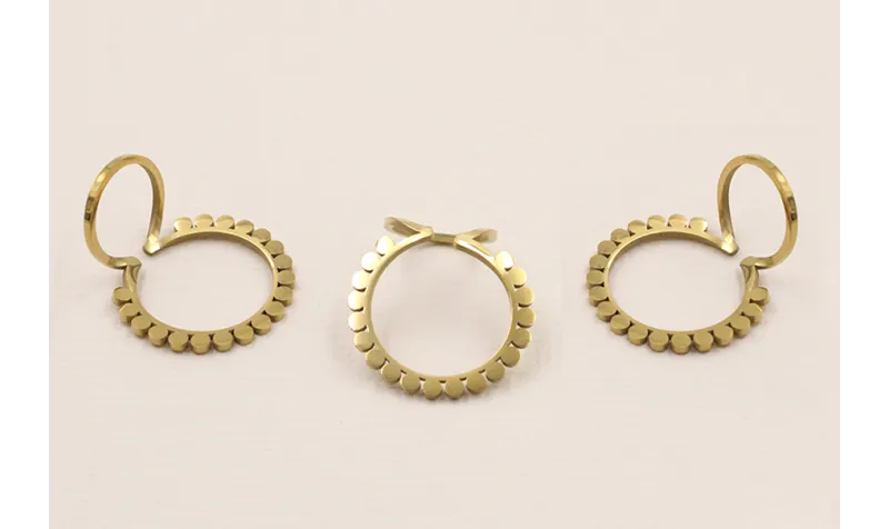 Stainless Steel: Ear Cuff Rueda estriada 19mm Oro / Base Pendientes 