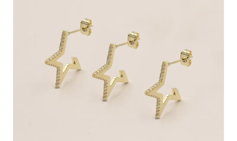 Pendiente estrella Dorada con Brillos 20mm / Base Pendientes 